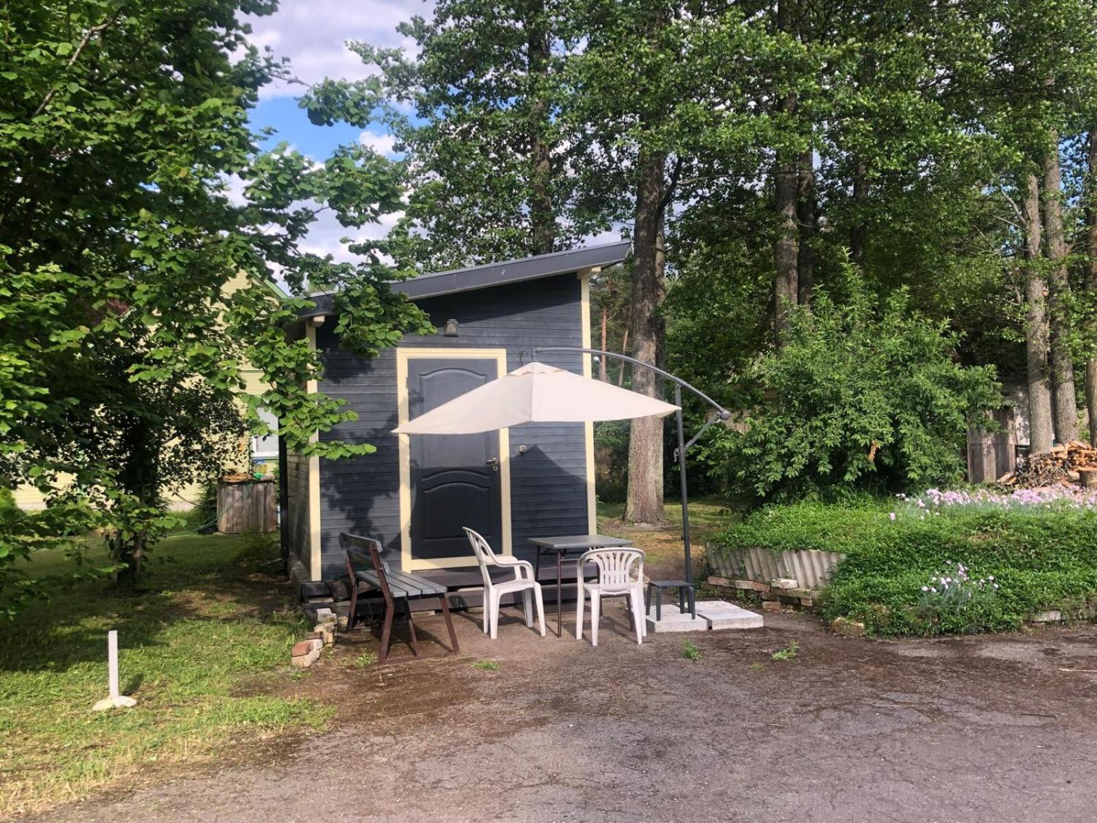 Melluzi Cottage Jūrkalne Exterior foto